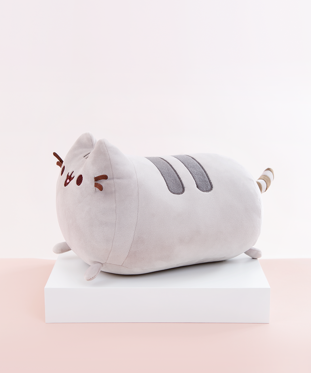 Pusheen top plush pillow